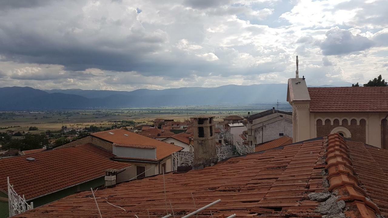 Scaccia Pensieri Villa Cerchio ภายนอก รูปภาพ