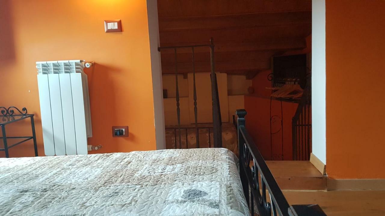 Scaccia Pensieri Villa Cerchio ภายนอก รูปภาพ